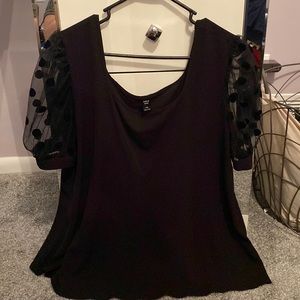 🎈B1G1🎈 NWOT polka dot top